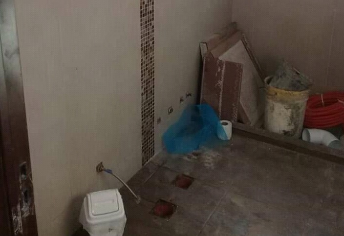 Funes City: le desarmaron el baño recién instalado y se llevaron hasta la ducha